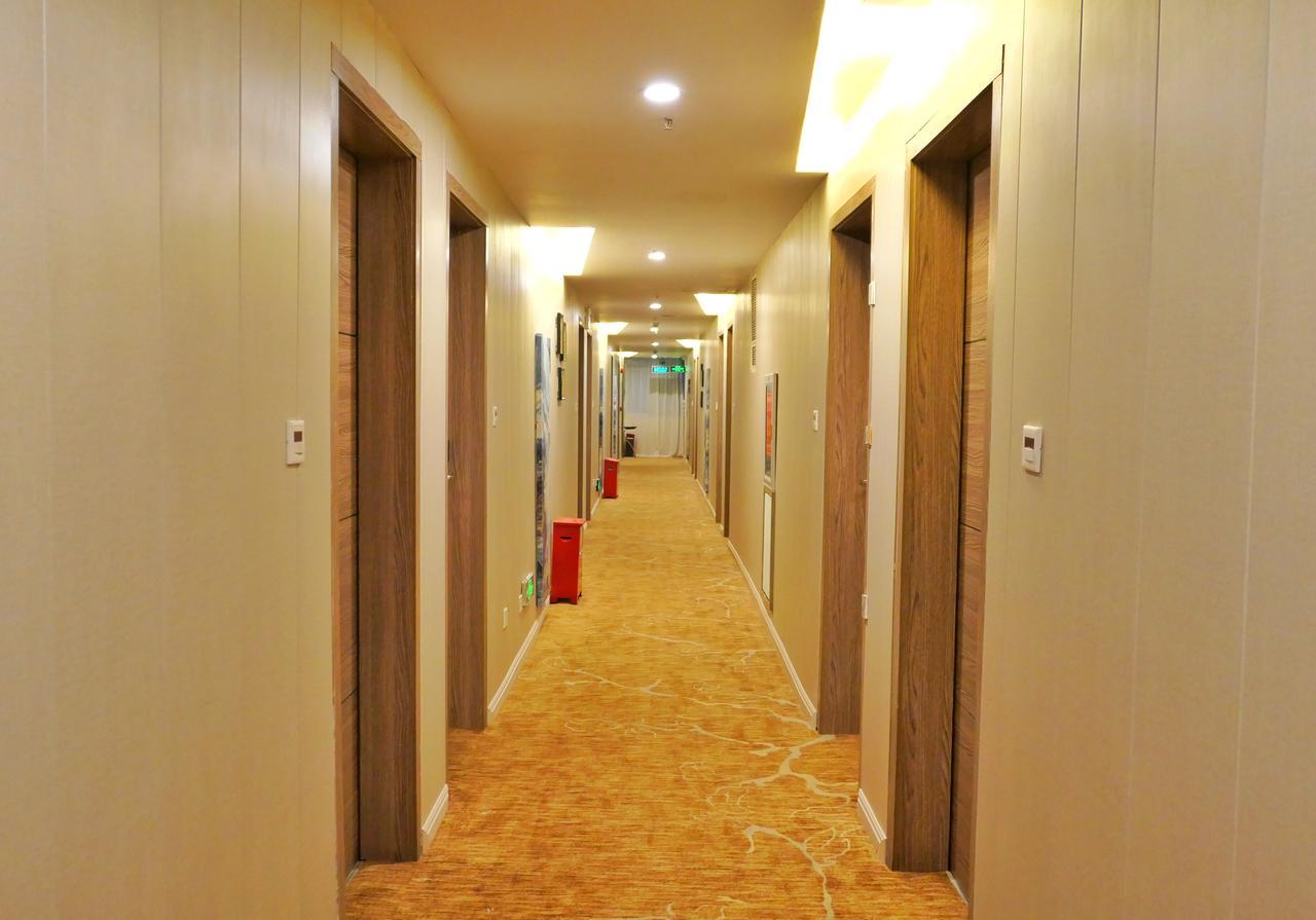 山水时尚酒店深圳布吉地铁站店 Luaran gambar
